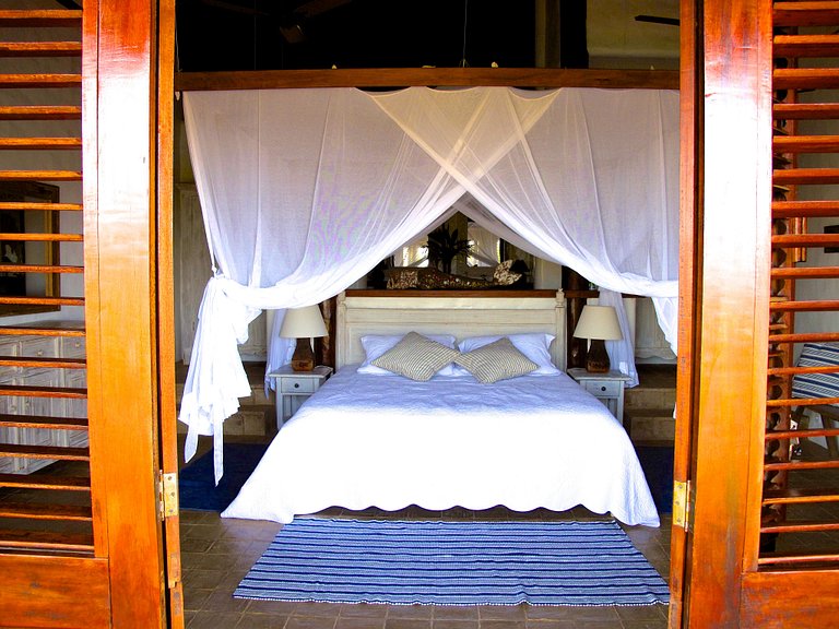 JUMP IN BED PRAIA DO ESPELHO BAGALOW