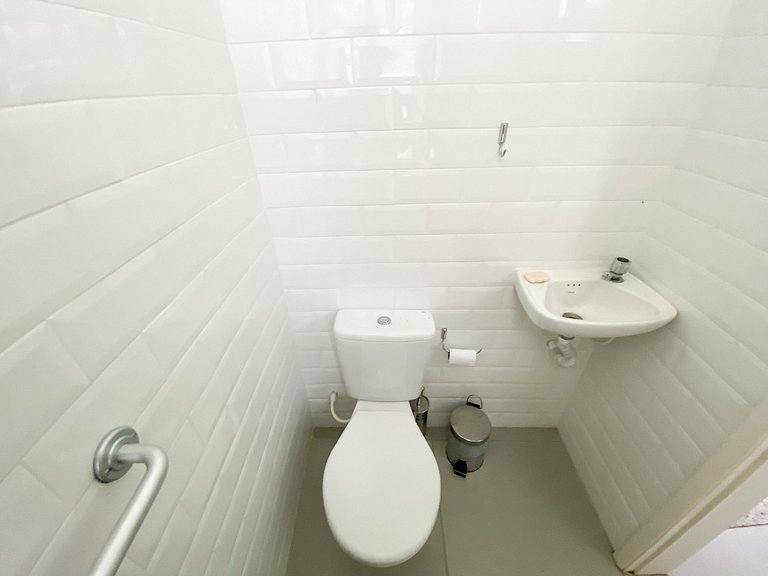 Apartamento 2 Dormitorios Leblon 200m Playa Junto Malls 102