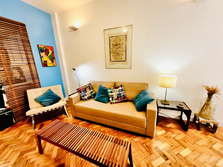 Apartamento em Copacabana para 3 | Aluguel por Temporada