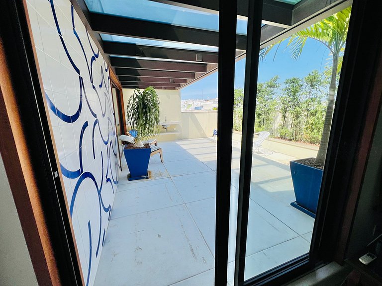 Apartamento espetacular com rooftop a céu aberto