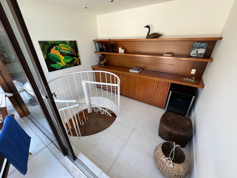 Espectacular apartamento con azotea al aire libre.