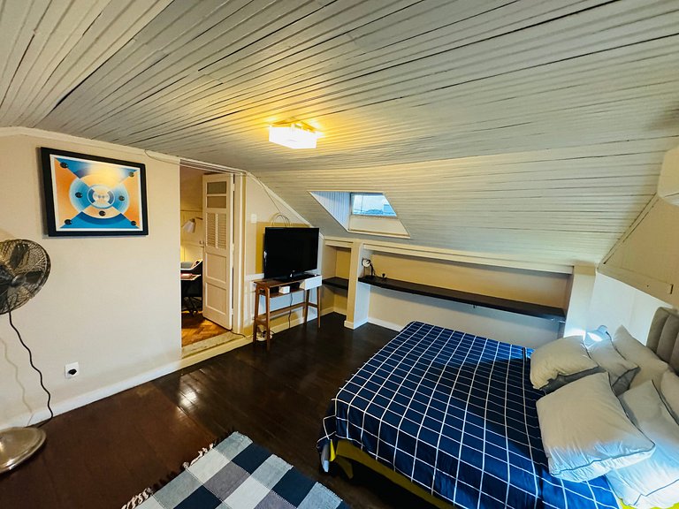 Estúdio com terraço e chuveirão