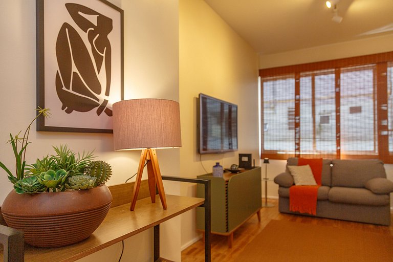 Apartamento 2 Dormitorios Leblon 200m Playa Junto Mall 103