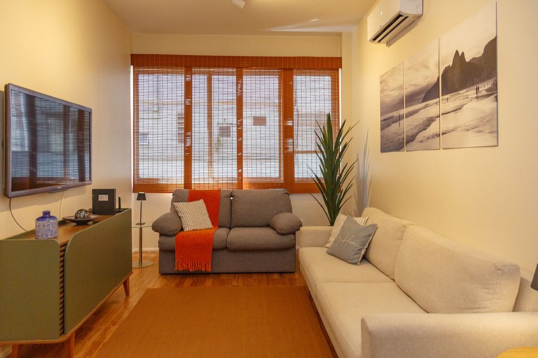 Apartamento 2 Dormitorios Leblon 200m Playa Junto Mall 103