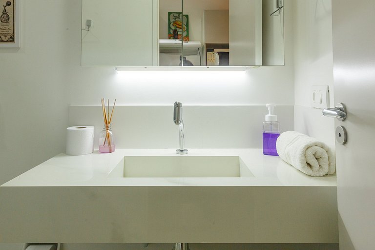 Apartamento 2 Dormitorios Leblon 200m Playa Junto Mall 103