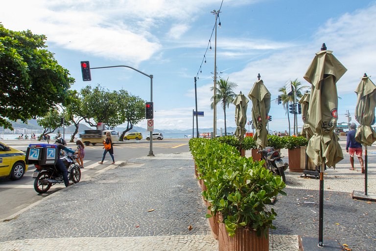 100m to Copacabana Beach, Ipanema Next Door!
