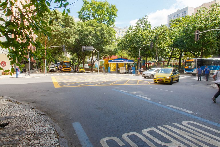 100m to Copacabana Beach, Ipanema Next Door!