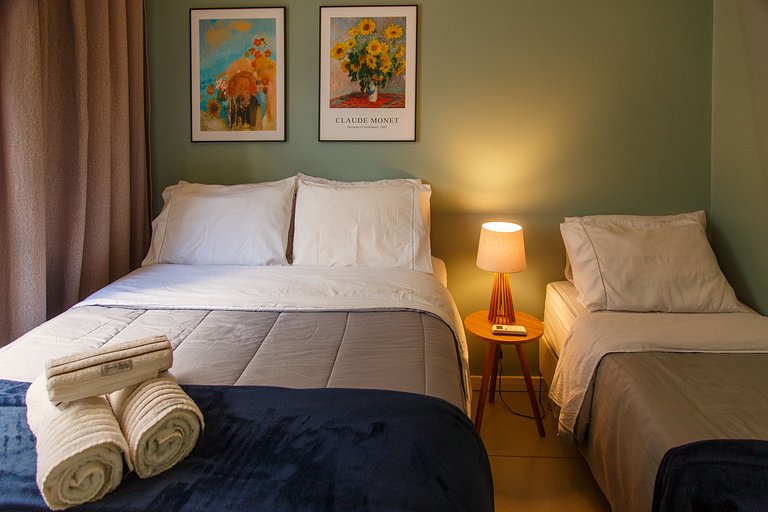 Apartamento 2 Dormitorios Leblon 200m Playa Junto Malls 102