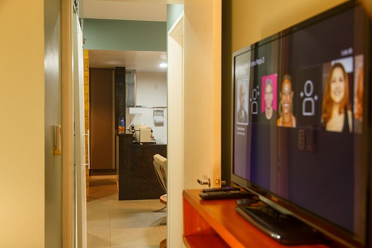 Apartamento 2 Dormitorios Leblon 200m Playa Junto Malls 102