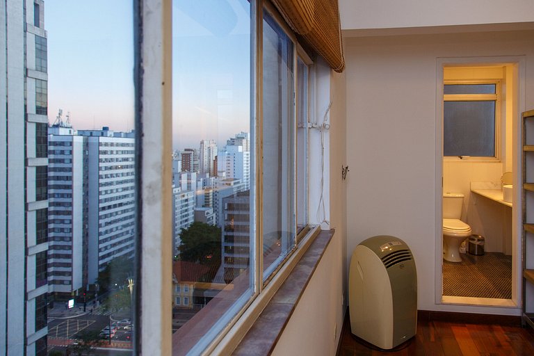 Ótima localização próximo Avenida Paulista garagem