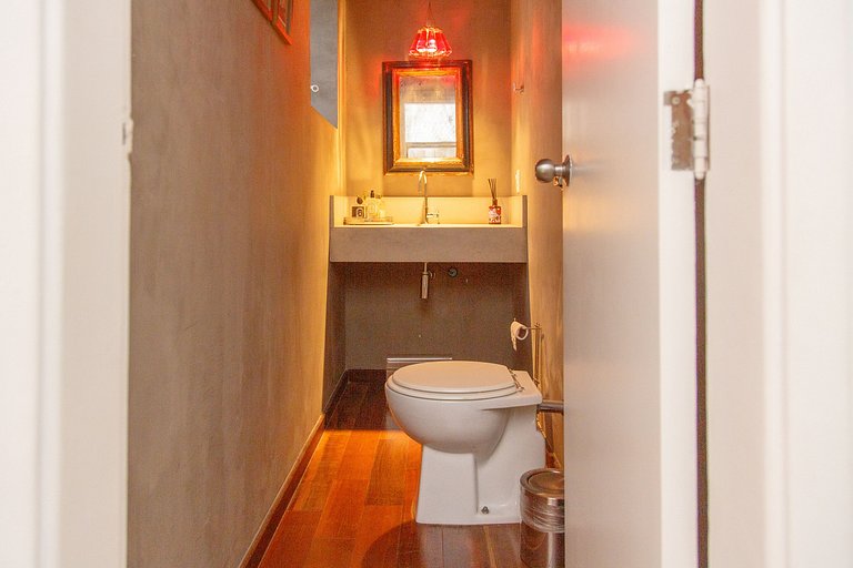 Andar alto 2 quartos, 140m2 perto Av Paulista