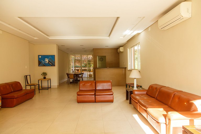 Andar alto 2 quartos, 140m2 perto Av Paulista