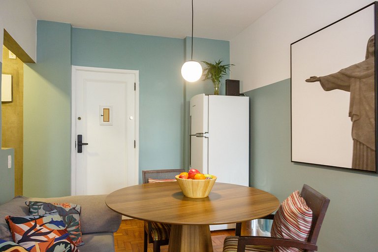 Studio 100m from the beach close to everything