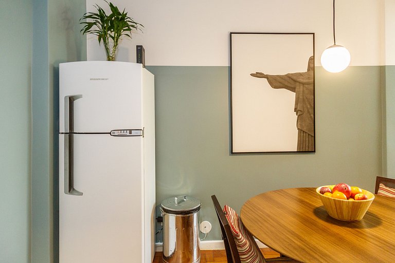 Studio 100m from the beach close to everything