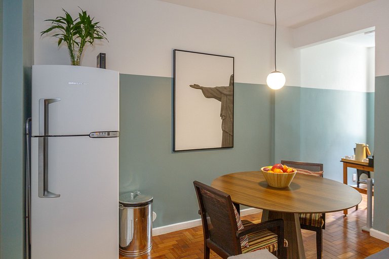 Studio 100m from the beach close to everything