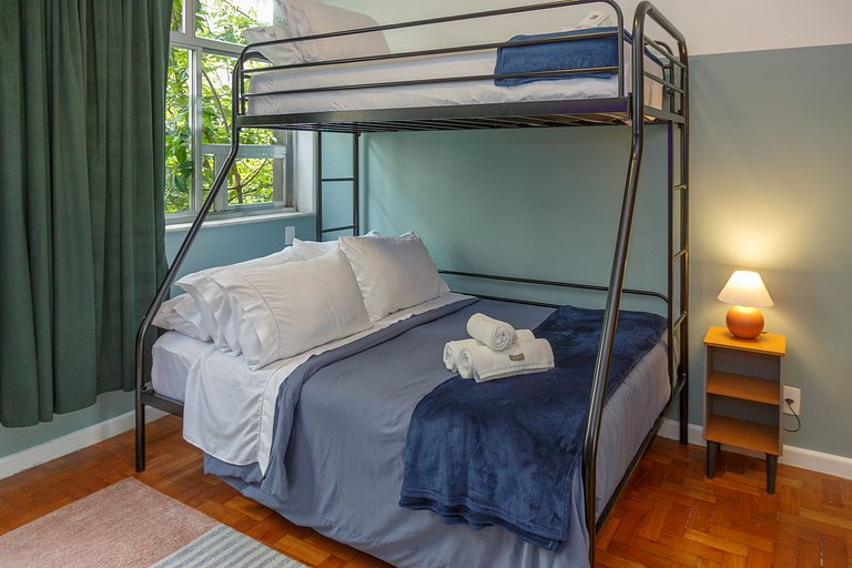 Studio 100m from the beach close to everything