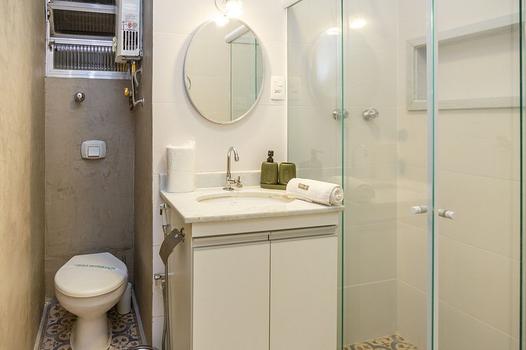 Studio 100m from the beach close to everything