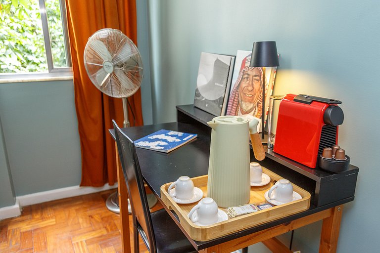Studio 100m from the beach close to everything