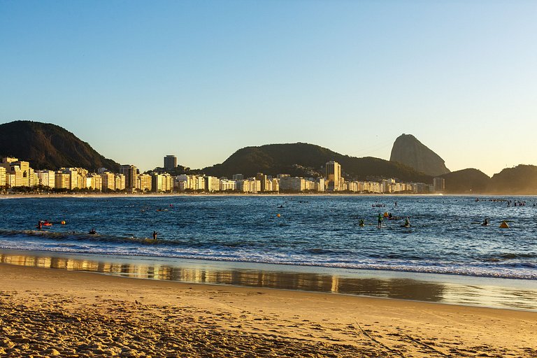 Estudio 100m da praia perto de tudo