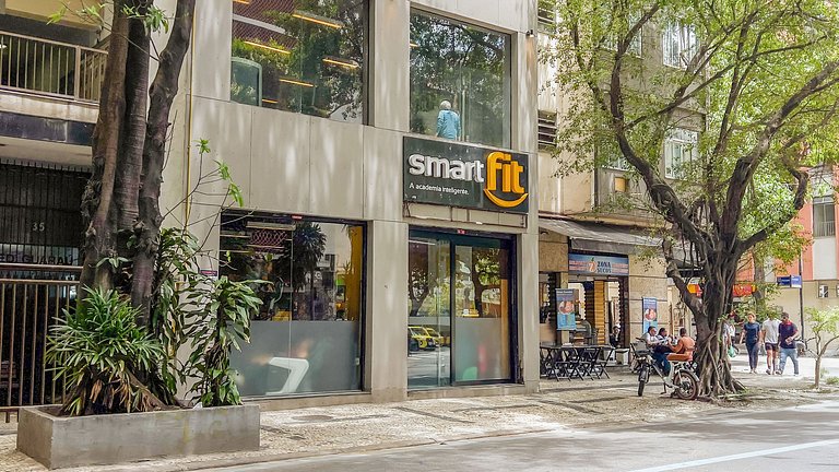 Studio 100m from the beach close to everything
