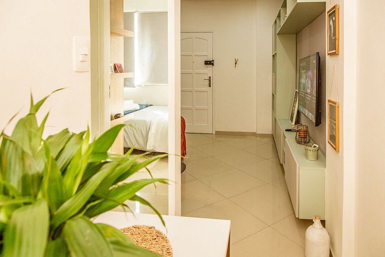 Studio 100m from the beach close to everything