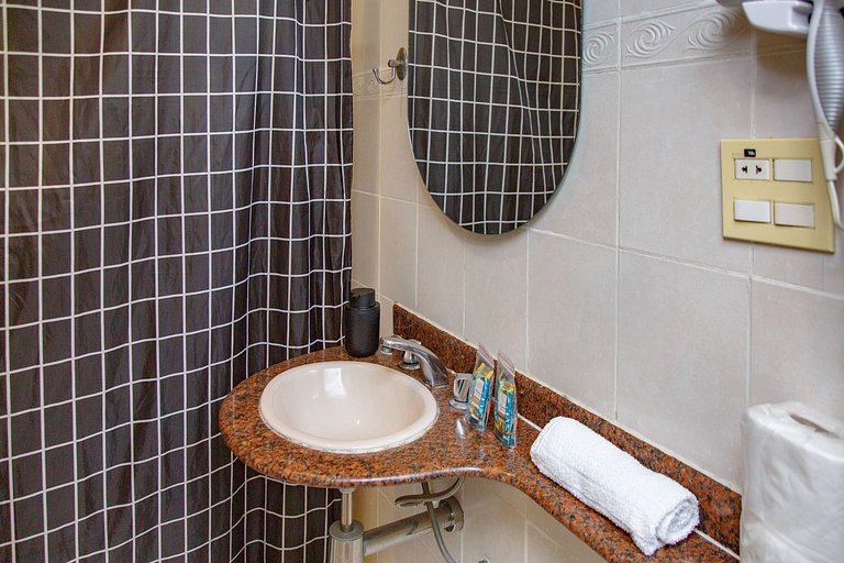 Exceptional 2 Bed Copa 100m Beach