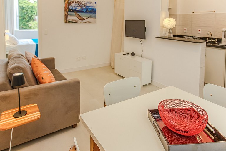 Cozy living room and bedroom between Copacabana and Ipanema